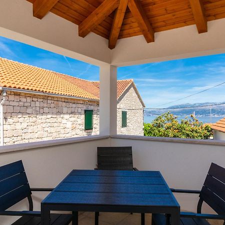 Apartmani Canaki Supetar Extérieur photo