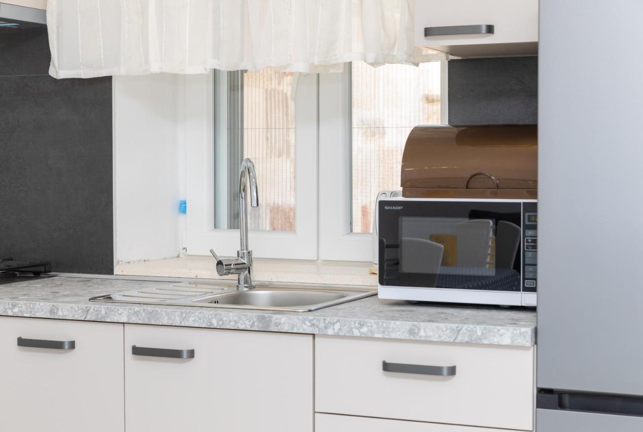 Apartmani Canaki Supetar Extérieur photo