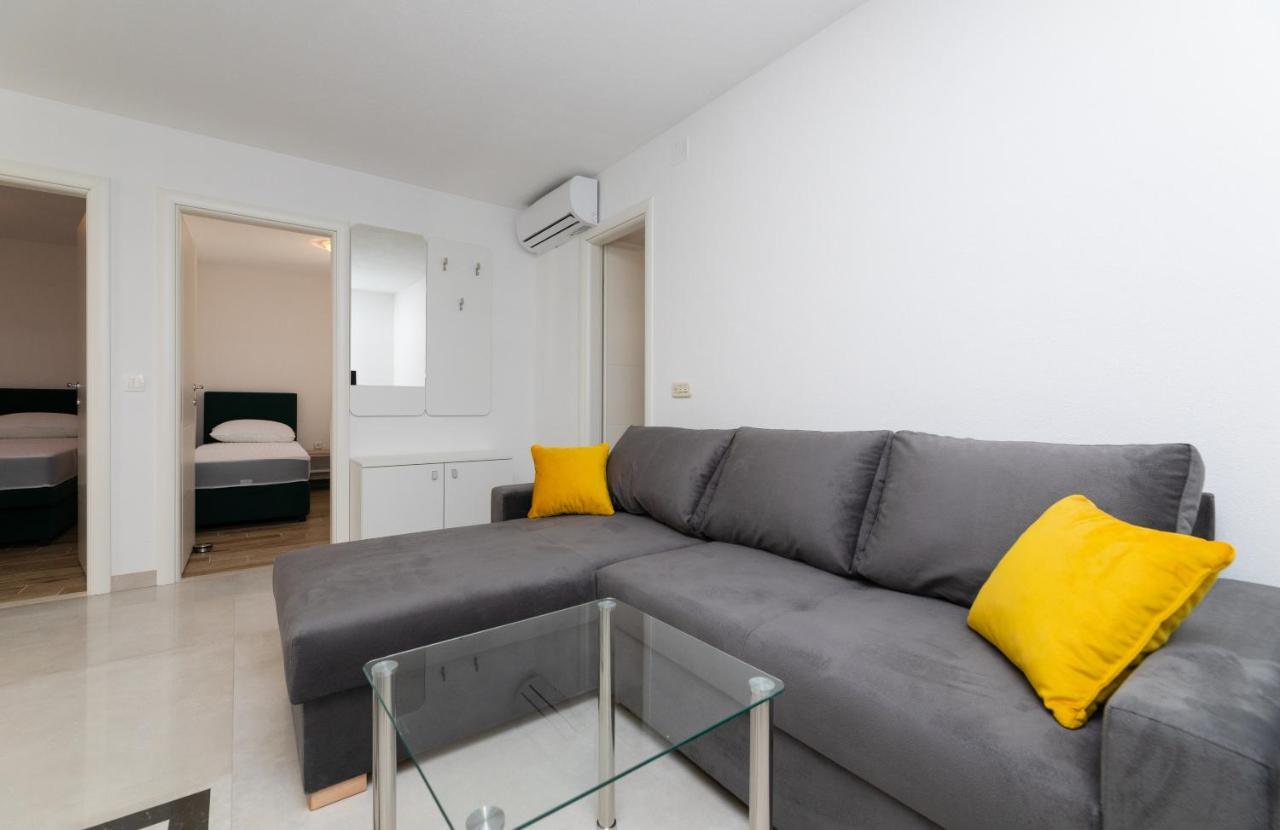 Apartmani Canaki Supetar Extérieur photo
