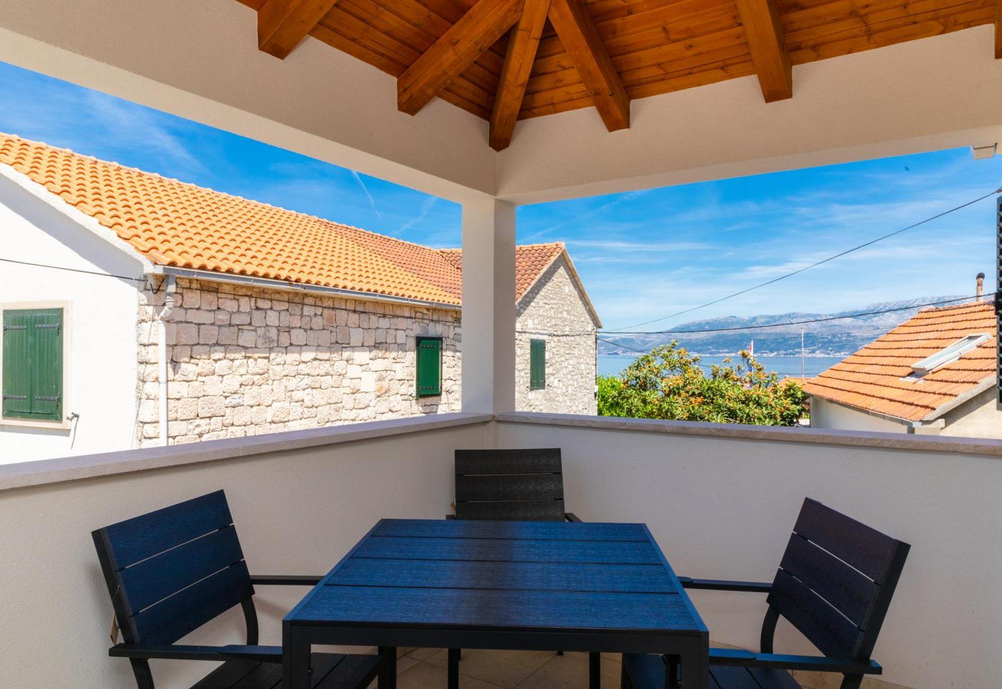 Apartmani Canaki Supetar Extérieur photo
